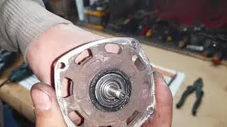 Замена якоря (ротора) Makita 9555/9558HN. Как поставить якорь и щетки на болгарку Макита