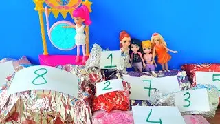 Sekizli Çarkı Çevir Sürpriz Hediyeler Kazan Barbie Polly Pocket Elsa
