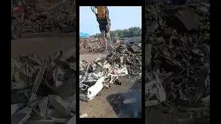 Unbelievable Power! Watch This Machine Tear Down a Car in Seconds for Recycling!