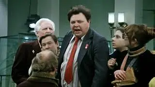 Товарищи! Правление пошло на поводу у шизофренички! Верно!