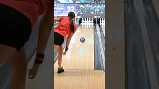 PWBA Bowler Has Super Smooth Release! 