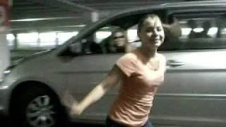 Megan dancing to "SiNGLE LADIES"
