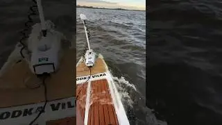 Пиратский кемпинг Bughouse и лодка вилка