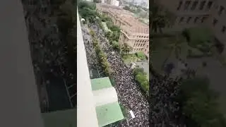 #Columbo #Sri Lanka | Protesters took over Presidential Palace today