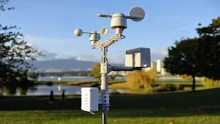 NodeMCU IOT environment monitor application in python by plotly dash