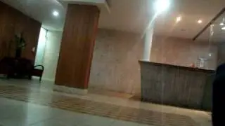Amanda tentando ir ao banheiro 2