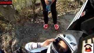 Байкершу  сбила машина
