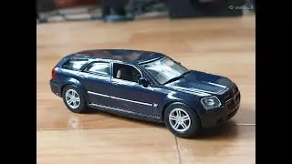Diecast Dodge Magnum 