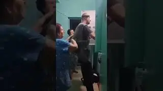 Пьяный российский электрик демонстрирует чудеса профессионализма