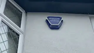 The alarm has been activated (INTRUDER ALARM)
