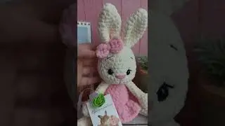 вязаный зайка в платье, обзор, плюшевый заяц