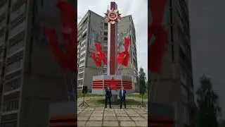 Гимн исполняют Коробов и Корсаков