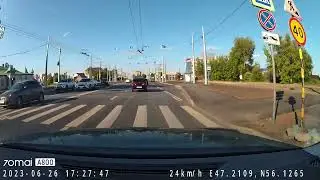 Торопыги в начале видео и в конце.