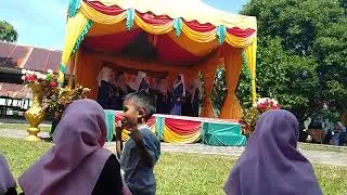 Suara merdu lantun kata indah