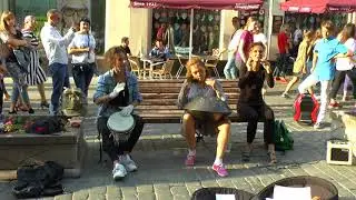 Барабан Hang Drum.Трио музыкантов