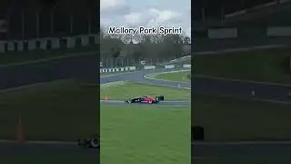 Mallory Park Sprint in to Edwinas chicane.