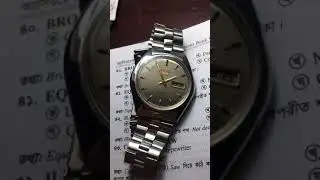 Seiko 5 Japan made automatic watch dial running view!