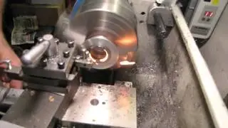 Резец из Эльбора в работе.