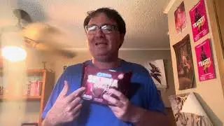 Trying Selena Gomez Oreos