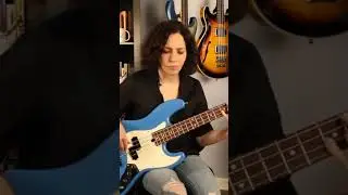 Blues Shuffle Bass Line! #bluesshuffle #bass #12barblues #basslesson #bluesbass #bassplayer