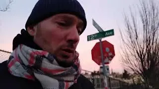 не нравится в США - ну и вали в Россию.