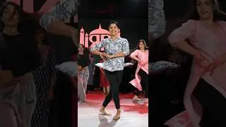 These queens just slayed ‘Dhindhora Baje Re’ with pure grace 🤍 #dance #bollywood #dhindhorabajere