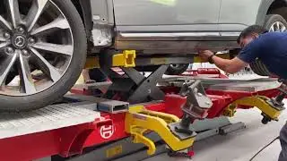 Mazda CX-3 on Celette Griffon Bench with Universal Fixtures and jigs Cameleon for a right repair
