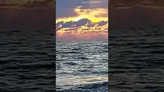 Закат на море