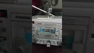 BOMBOX