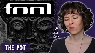 Vocal Coach listens to 