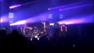 MGK Killing It and Jumping into Crowd