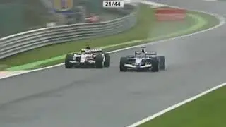 Jenson Button uses Eurobeat on Jacques Villeneuve