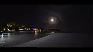Ночное море  Мальдивы