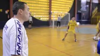 Handebol - Treinador em ação.