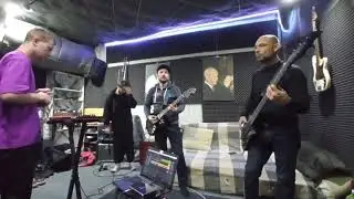 Танцы на стеклах(кавер)