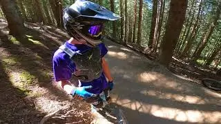 Il tombe devant moi en enduro !
