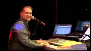 Gary Barlow Tribute Act -T