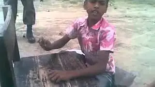 আল্লার কি অপরূপ সৃষ্টি এত টুকু ছোটো বাচ্চার কি প্রতিভা নাম জালাল
