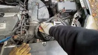 How To Replace 2006 Honda CRV Battery