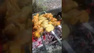 جوجه کباب و بال کباب زعفرانی زغالی در کلبه های چوبی جوارم مازندران  #food