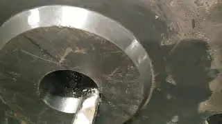 Проточка шпоночного паза на звёздочке токарным станком!!!