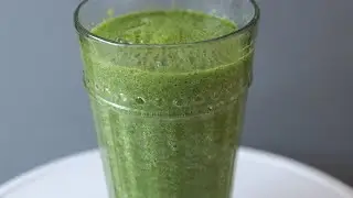 How to Make a Green Smoothie | Easy Healthy Green Smoothie Recipe