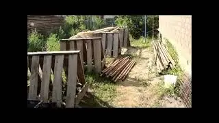 Перестройка.Удобства во дворе.