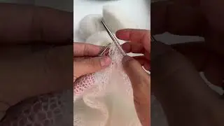Вот так,петелька к петельке создаю кофточку-паутинку🧶 