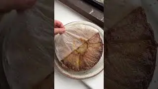 here’s a yum upside down apple cake 🤤