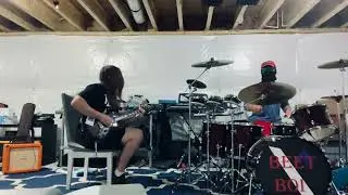 Jammin with a friend. (@toddhoward4160) Ride the Lighting