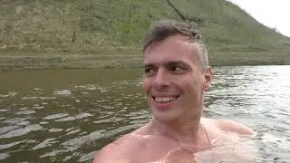 Закаливание: купание в реке Ворона во время половодья/ вода 11°С