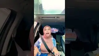 Cewek montok main di mobil pacar