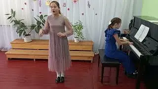 Зюзикова А., Сунцова К., выступление на конкурсе 