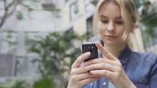 Jelly, The Smallest 4G Smartphone